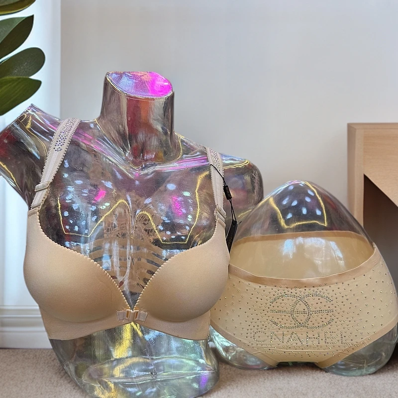 裸感米色精致文胸套装女士透气舒适美背性感