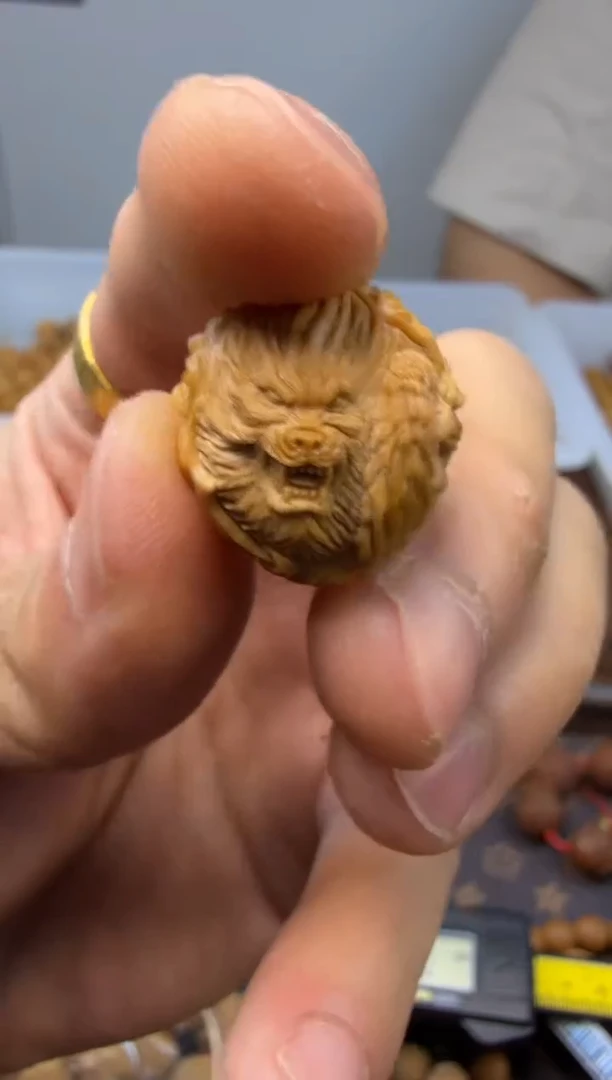 吊坠猴头核桃狮驼岭 精修 素
