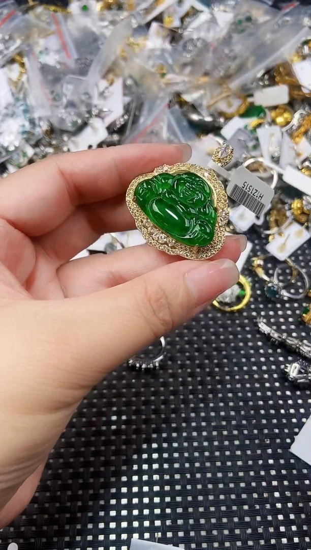 翡翠未镶嵌耳饰1111111111