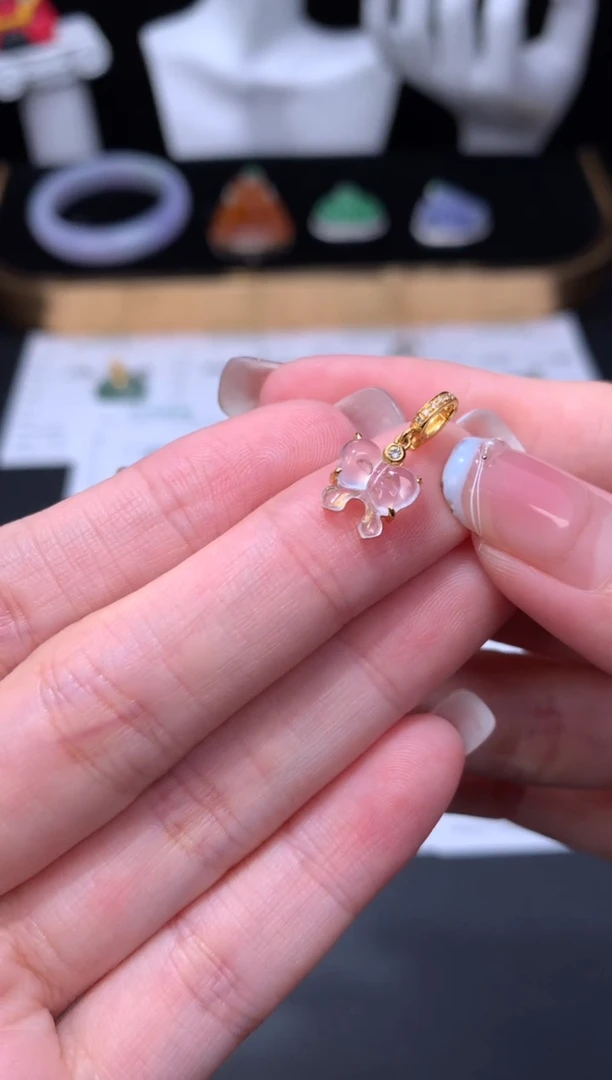 18K金镶嵌定制翡翠48小时鉴赏期 退货不扣服务费