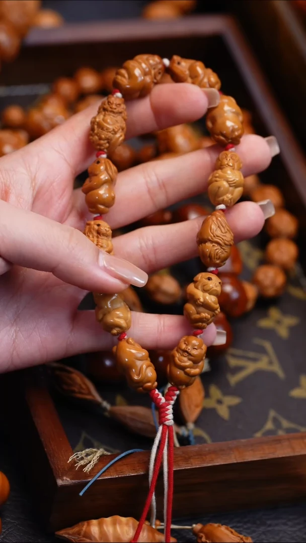 【闪购商品】橄榄核吊坠苏工橄榄核