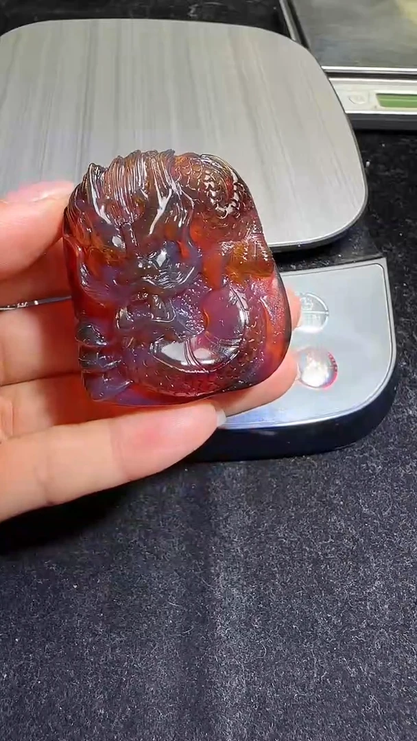 琥珀颈饰未镶嵌46