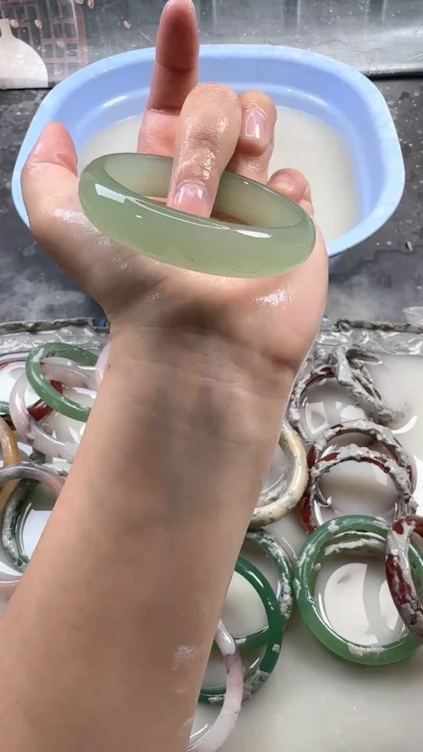 石英质玉手镯未镶嵌102