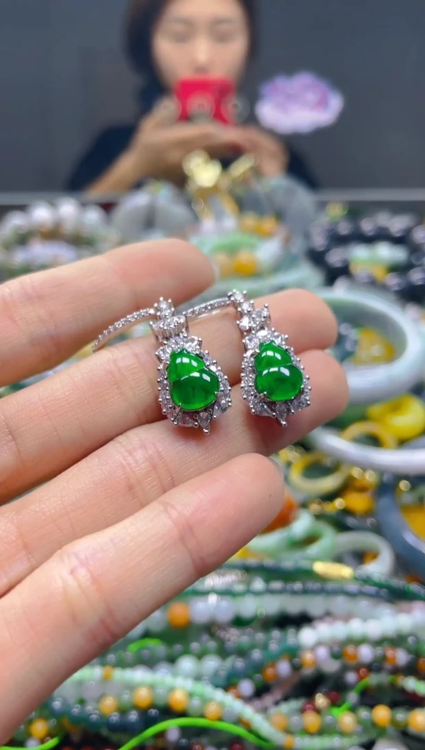 颈饰未镶嵌翡翠/M/翡翠A货，一件也是批发价