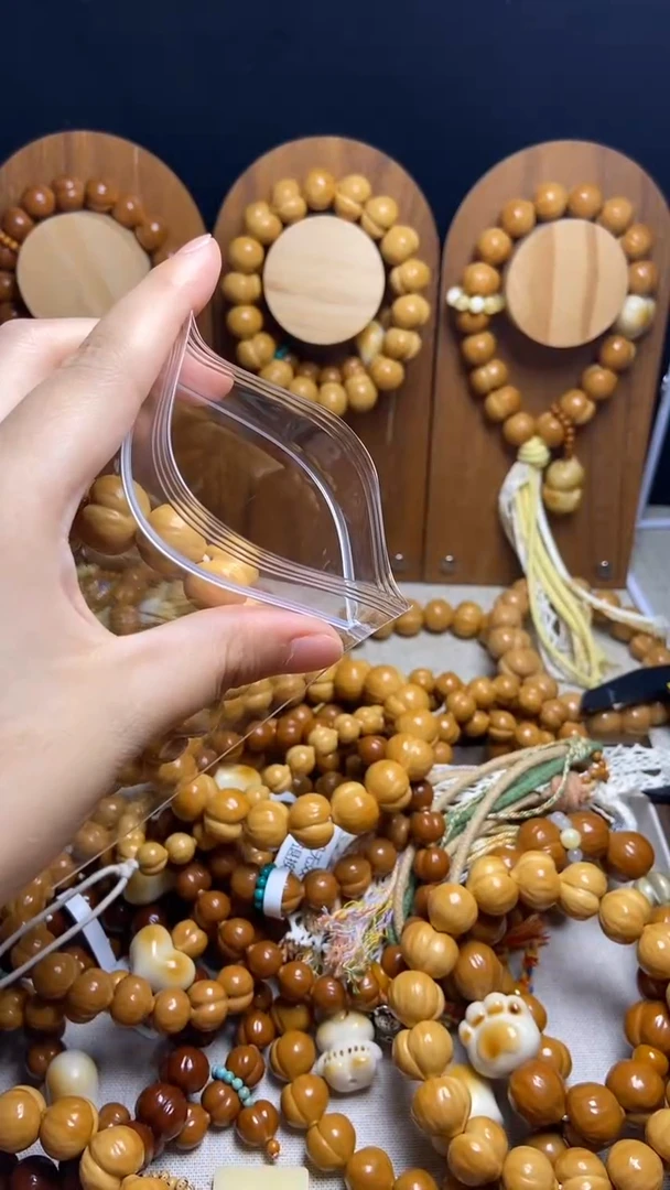 手串猴头核桃宝****?全品聚宝盆猫爪爱心（晶）手串