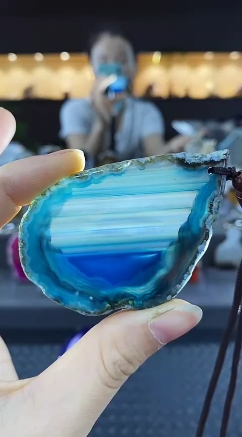 未镶嵌颈饰玛瑙/玉髓多***杨玛瑙