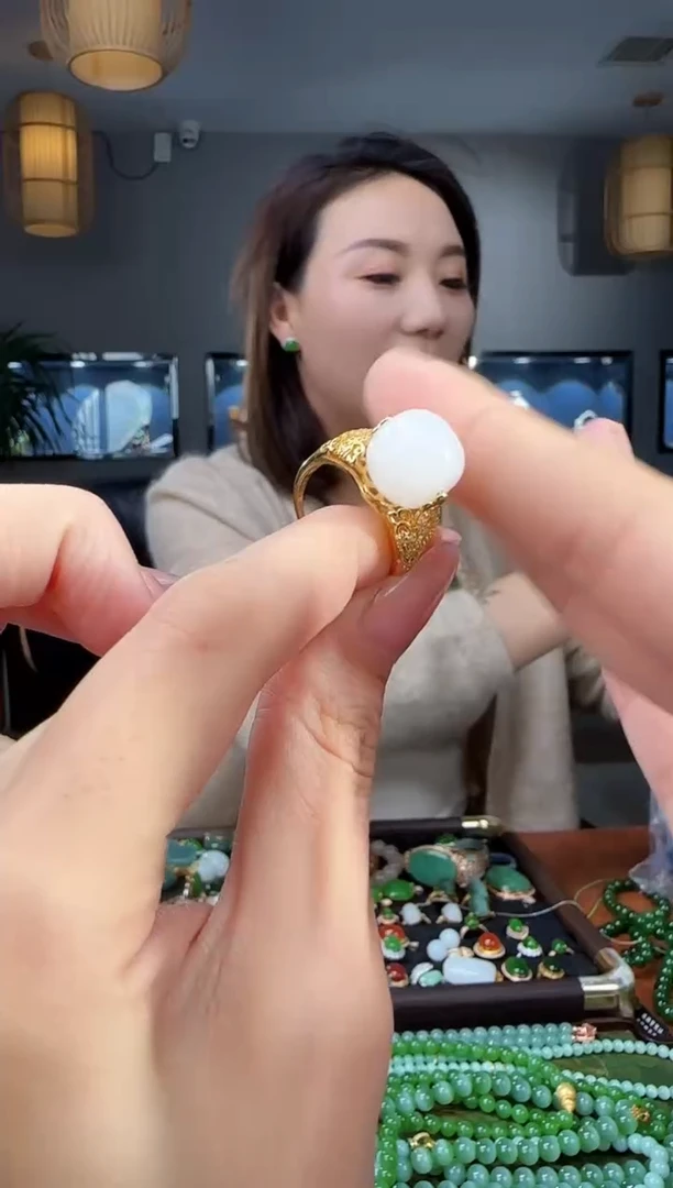 银S925镶嵌戒指和田玉1