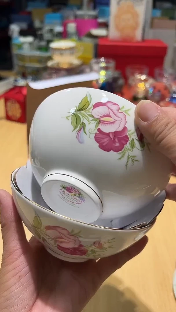 瓷片碗碟好物一件不留@@1