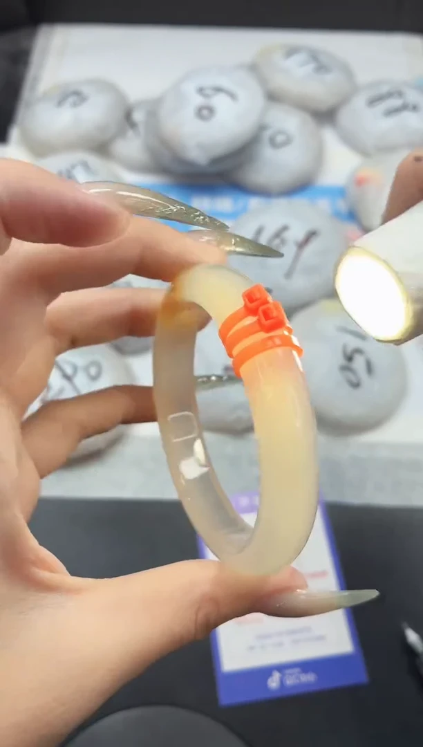 石英质玉手镯未镶嵌326/香槟54.7