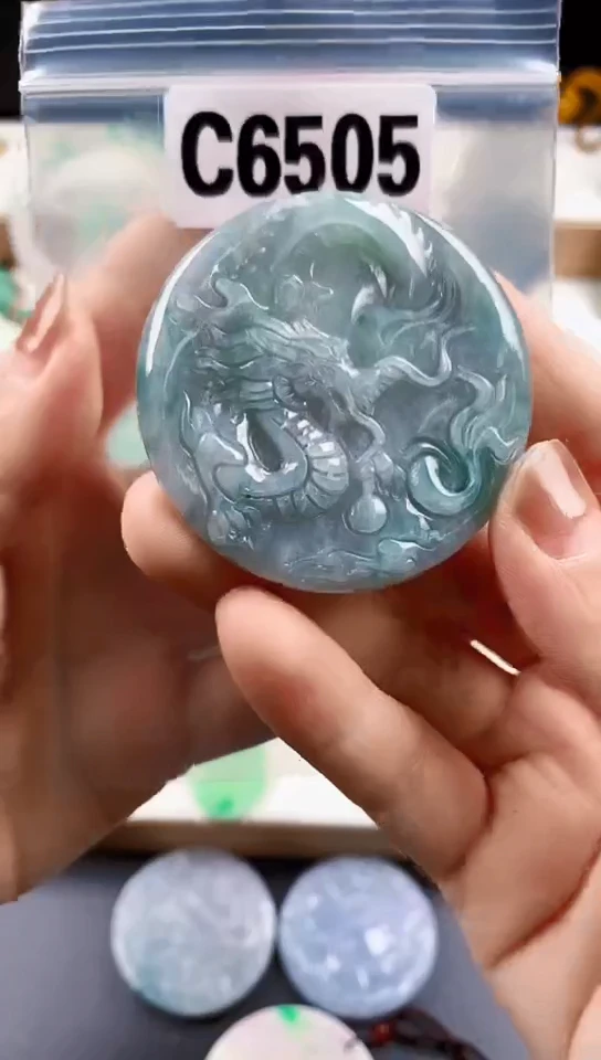 颈饰未镶嵌翡翠天然翡翠吊坠挂件