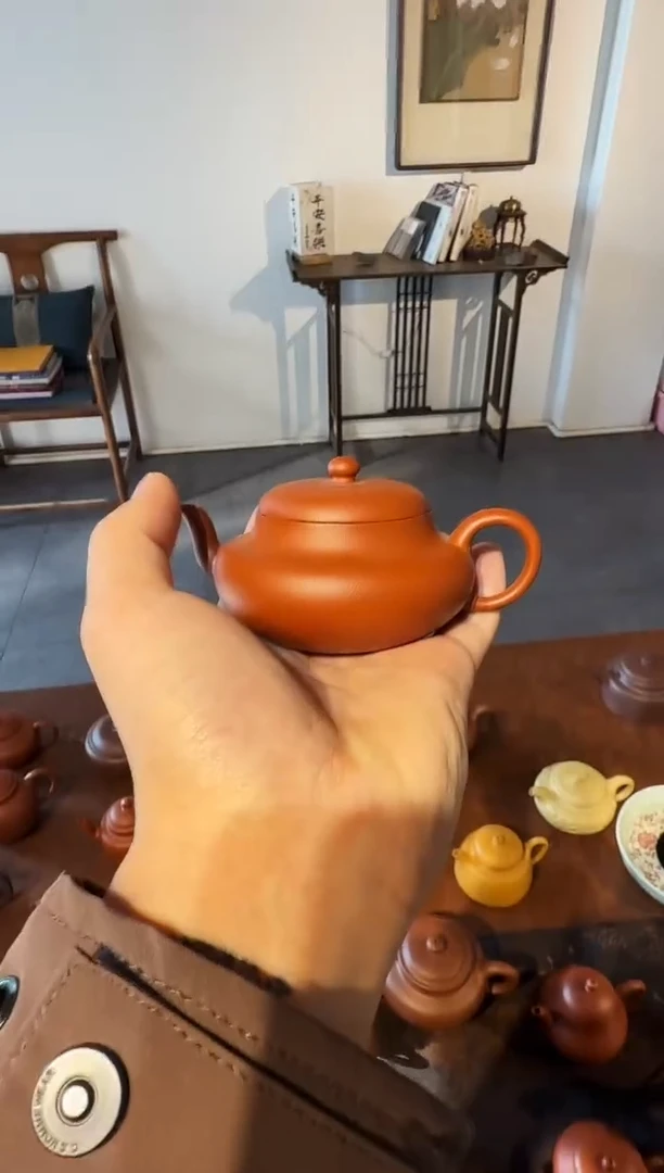 茶壶紫砂佛**湾君徳壶111