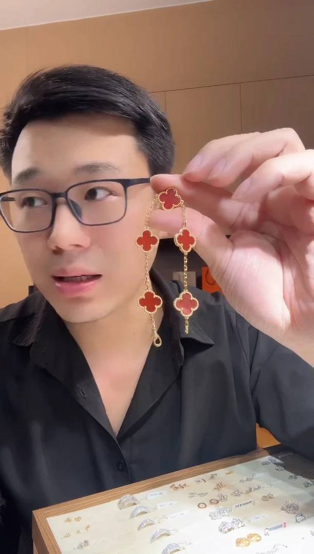 【闪购商品】玛瑙/玉髓手链18K金镶嵌红色k黄，五花手链GHJ