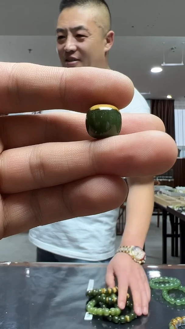 未镶嵌手链透闪石质玉笑**言多样性发货其中发一