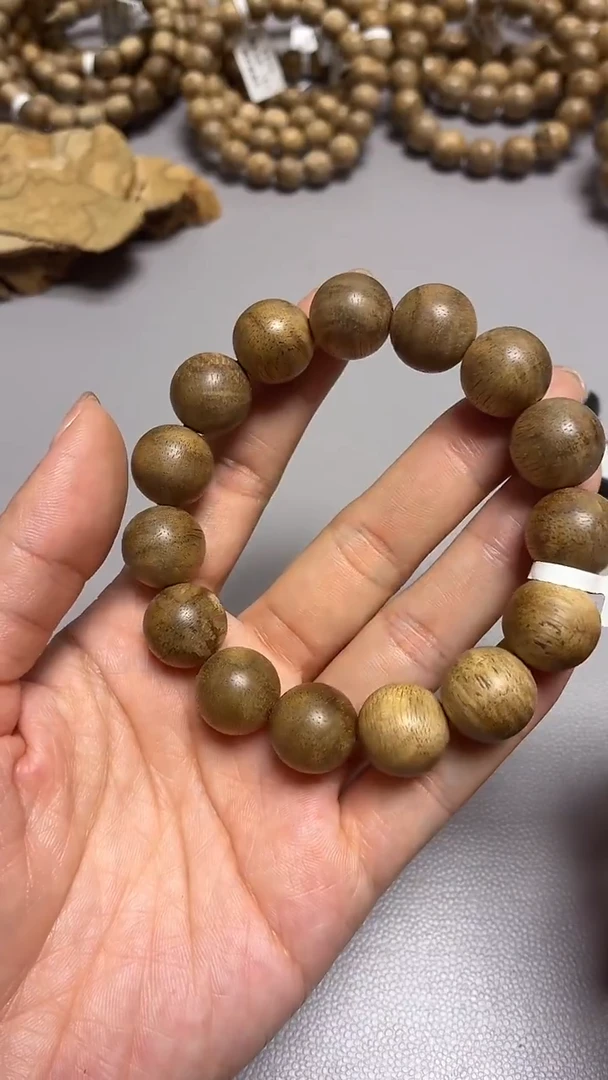 沉香手串文莱圆珠单圈1.5留疤虫漏多样性发其一