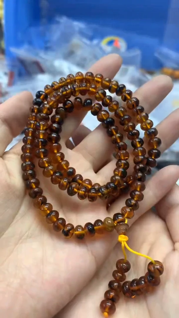 未镶嵌琥珀珠宝奇石2002