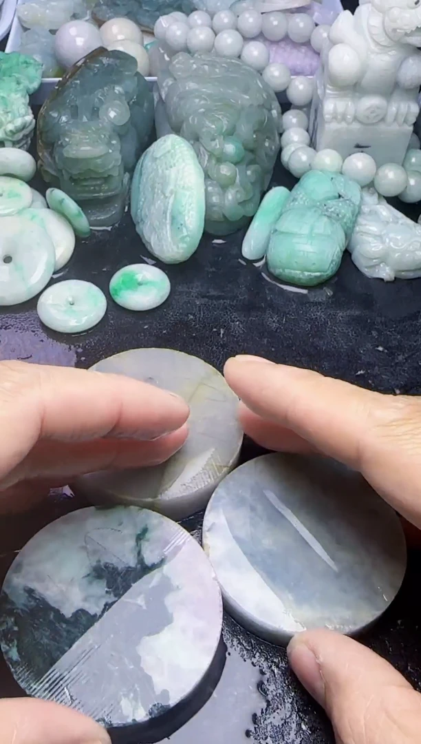 颈饰未镶嵌翡翠逍****咖009