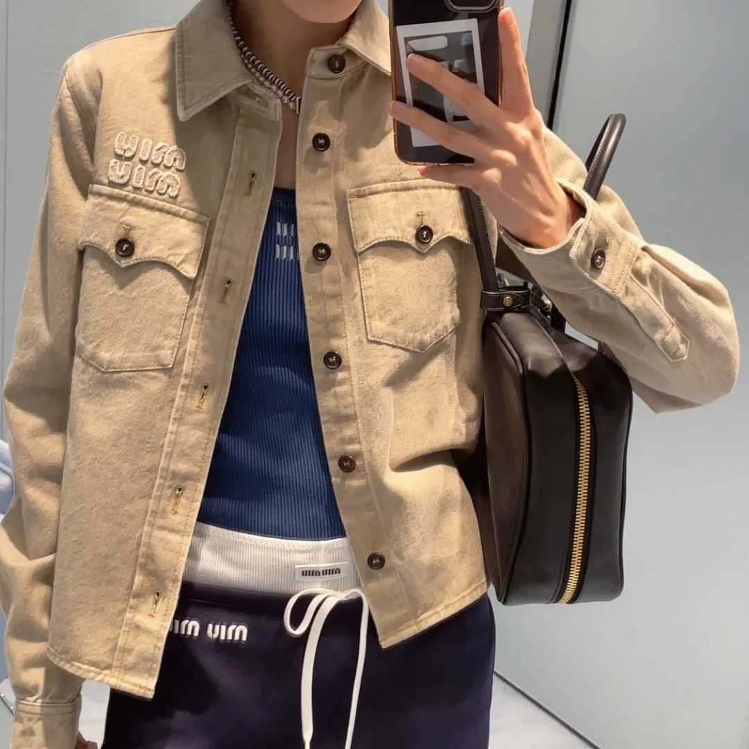 未使用 MIU MIU/缪缪  Logo刺绣纽扣修身长袖衬衫 浅褐色/M