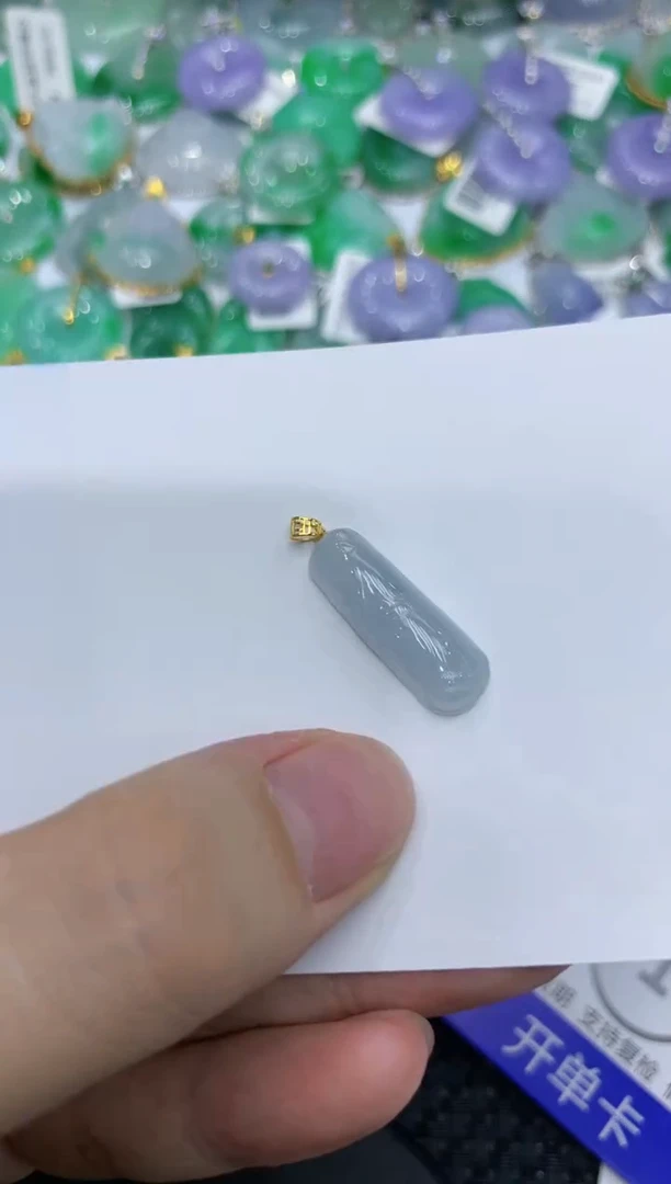 【闪购商品】翡翠颈饰18K金镶嵌111111111111