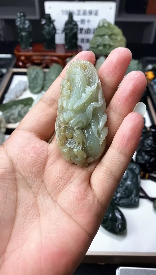 颈饰未镶嵌和田玉1