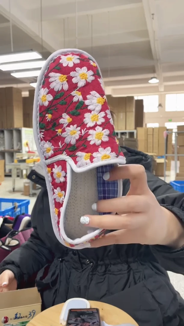 红色雏菊丝瓜35码