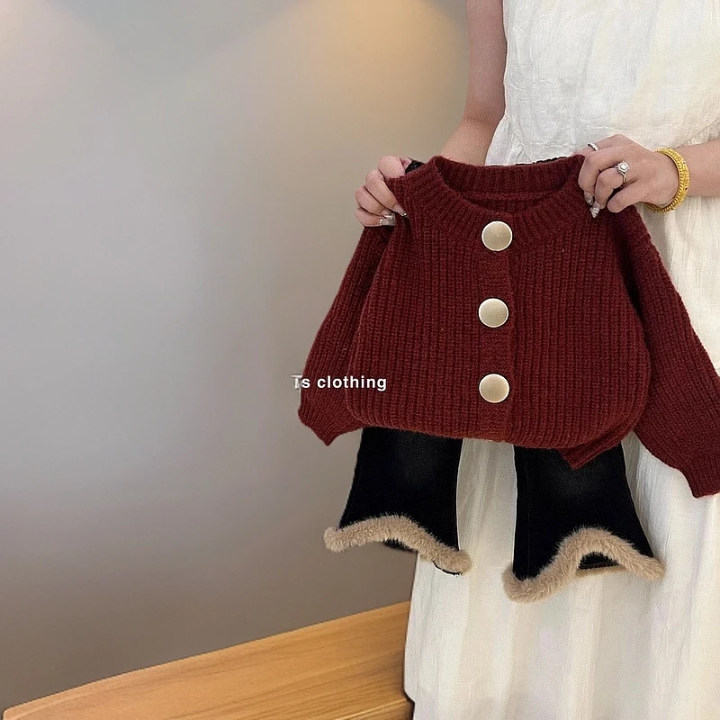 2025新款女童秋冬款毛衣套装洋气潮儿童针织衫外套女宝宝加绒裤子