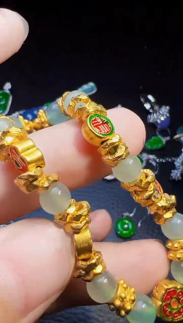 手链翡翠足金镶嵌自**息翡翠