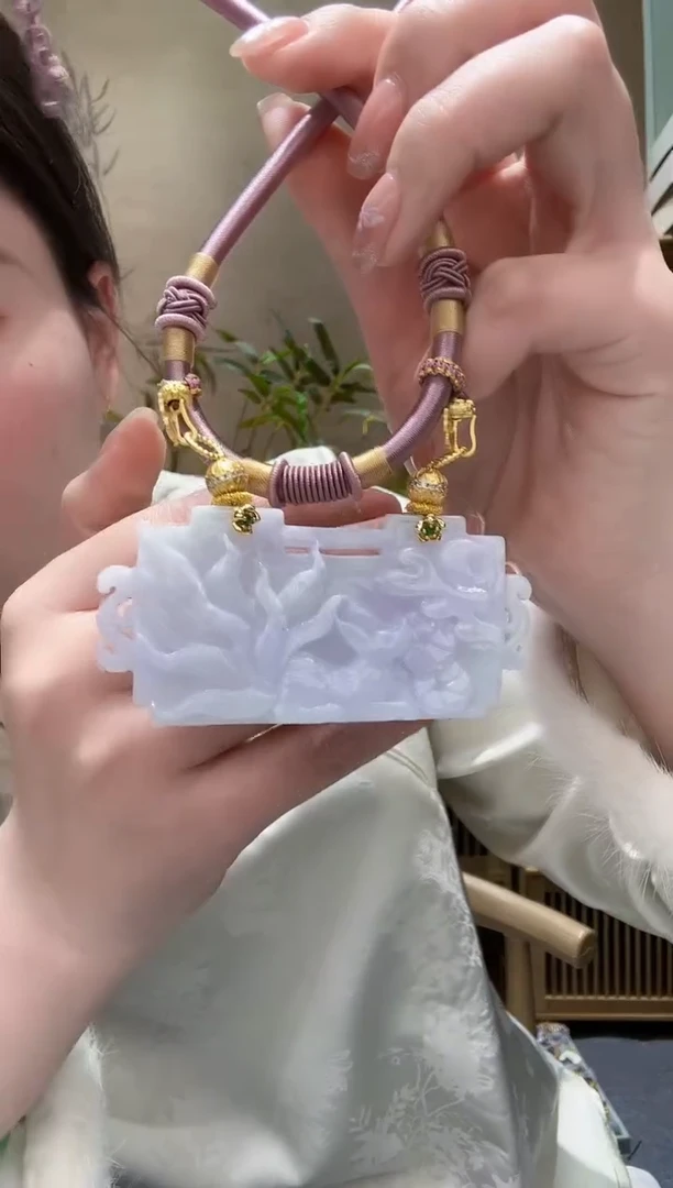 【闪购商品】翡翠颈饰未镶嵌吊坠