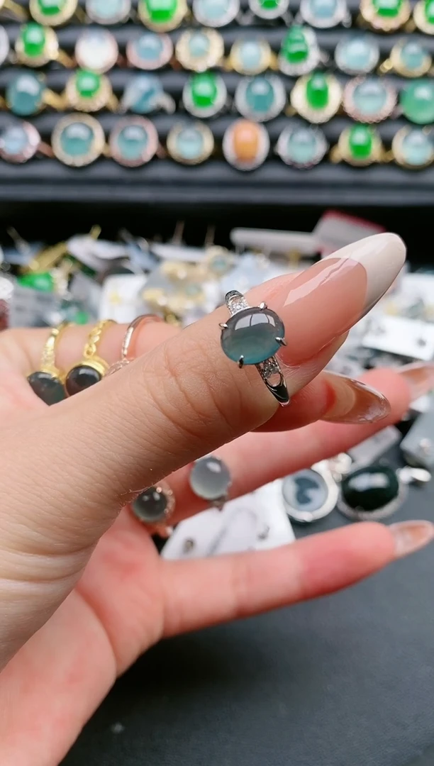 【闪购商品】翡翠戒指银S925镶嵌11111