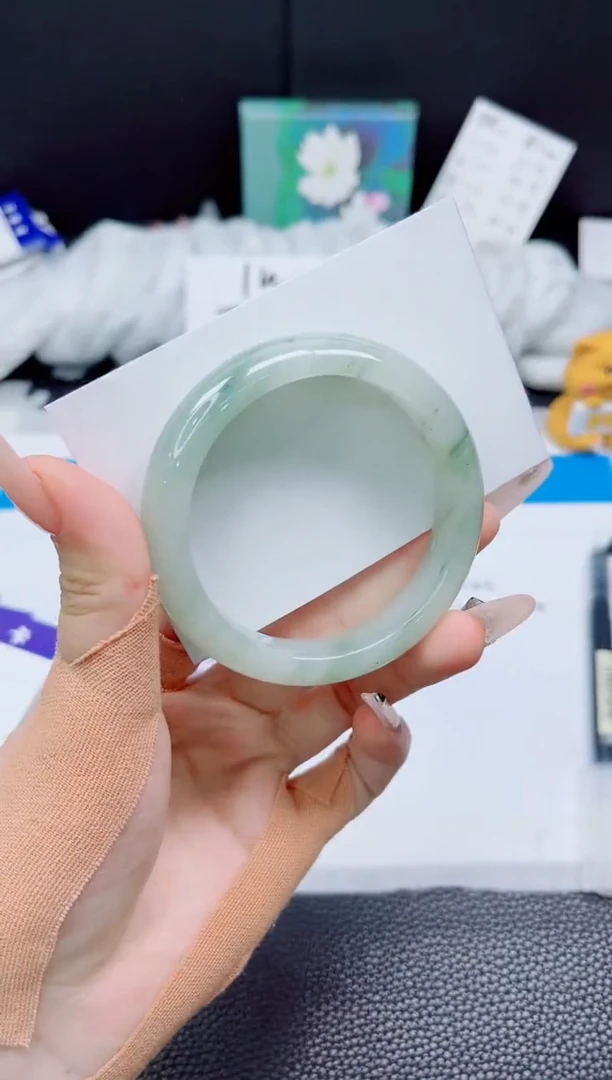 石英质玉手镯未镶嵌132-54