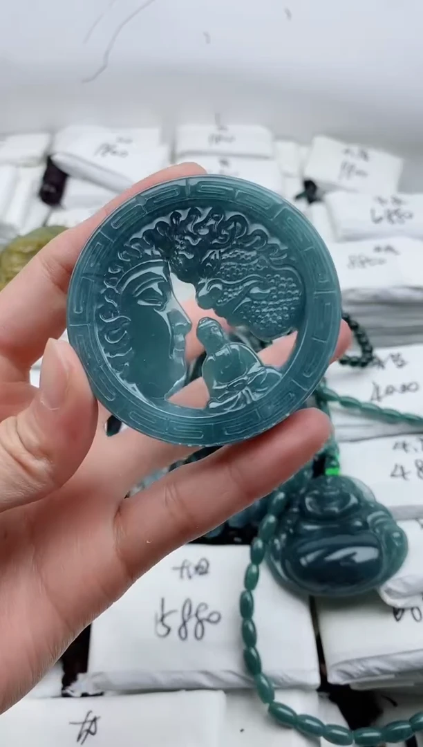 颈饰未镶嵌翡翠8