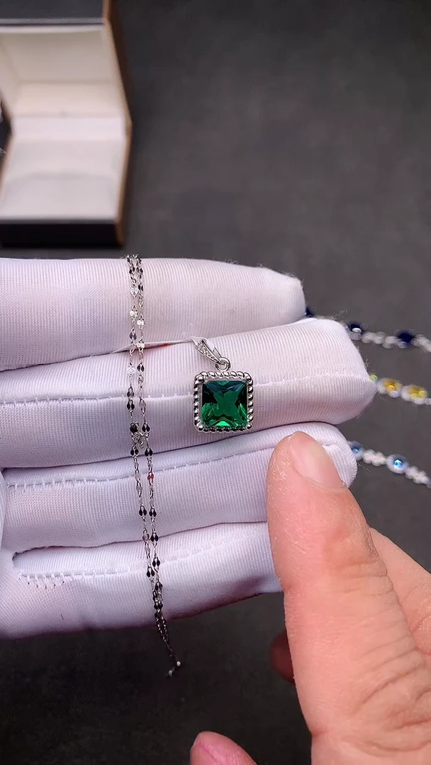 【闪购商品】绿色碧玺颈饰银S925镶嵌...........