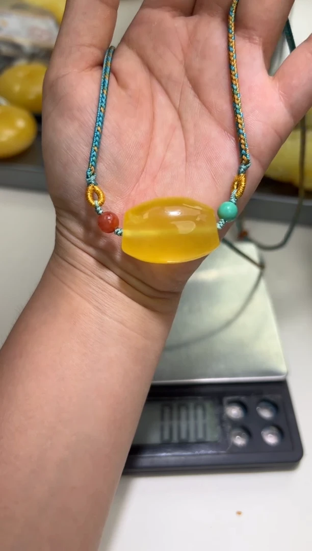裸石琥珀未镶嵌琥珀蜜蜡吊坠