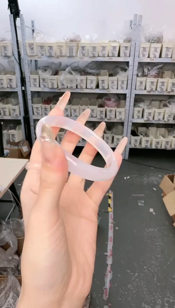 玛瑙/玉髓手链未镶嵌F31ZAC4460056-001（圈口56）