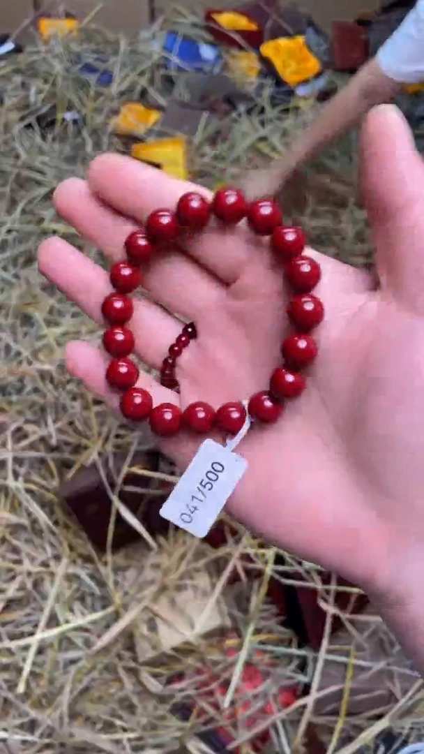 手串041精美手串（无礼盒）