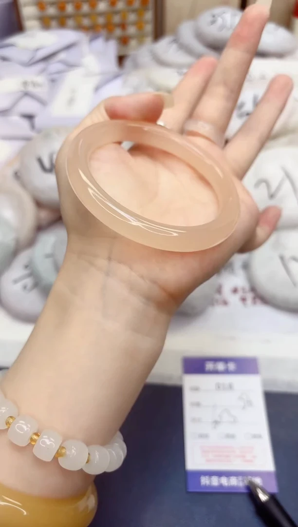 石英质玉手镯未镶嵌18-美人条藕粉-圈口60