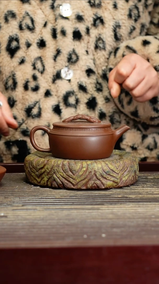 宜兴原矿紫砂壶茶壶宜兴原矿紫砂壶茶壶130C