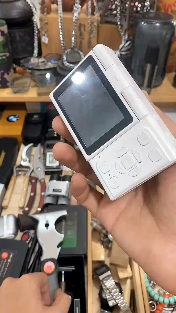 瓷片闪购商品  如图所示