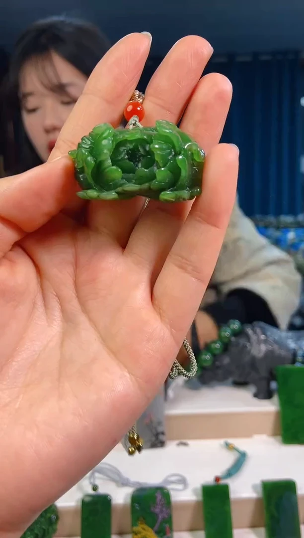 【闪购商品】和田玉挂件未镶嵌1