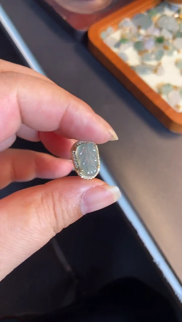 吊坠(不含链)银S925镶嵌翡翠1