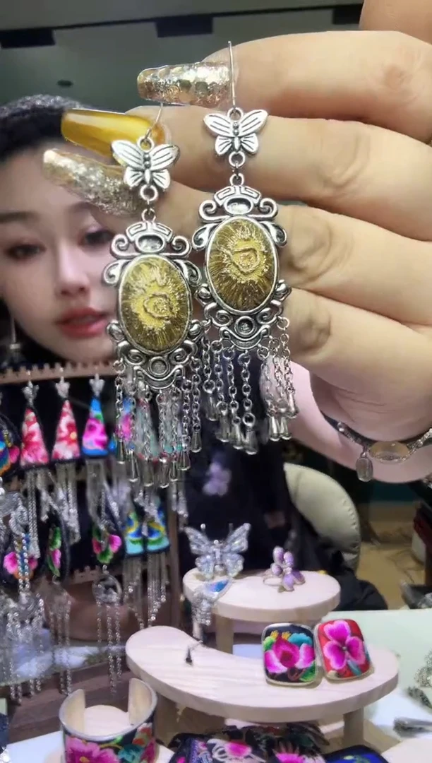 刺绣纯手工民族风耳环