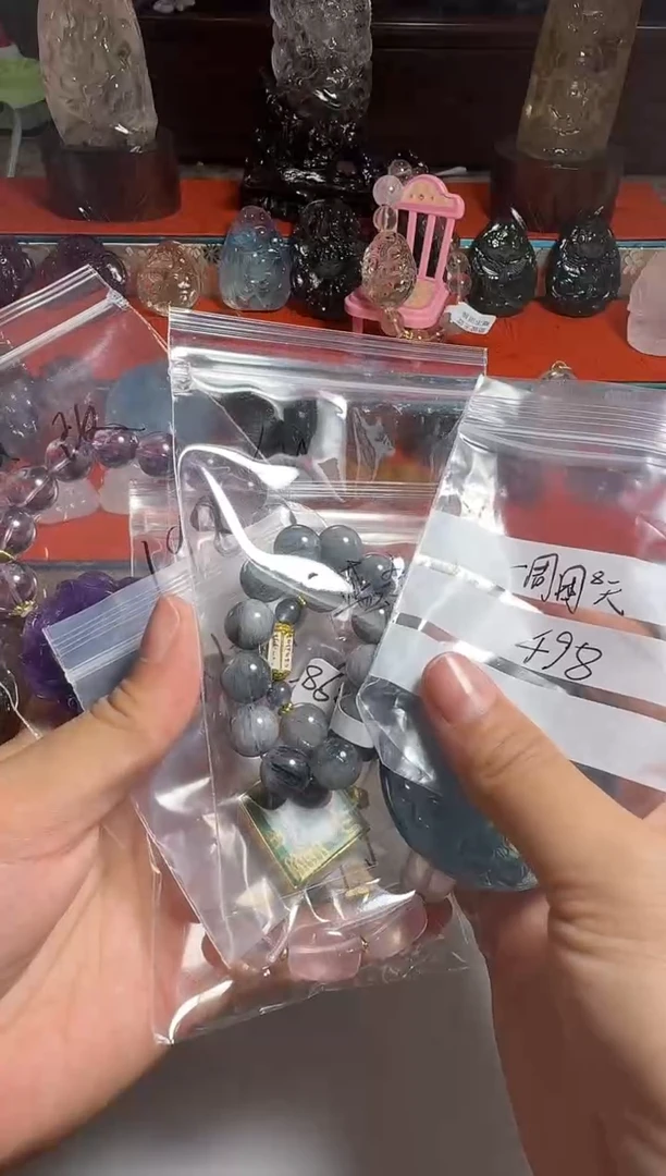 未镶嵌珠宝半成品水晶一****?水晶吊坠手串