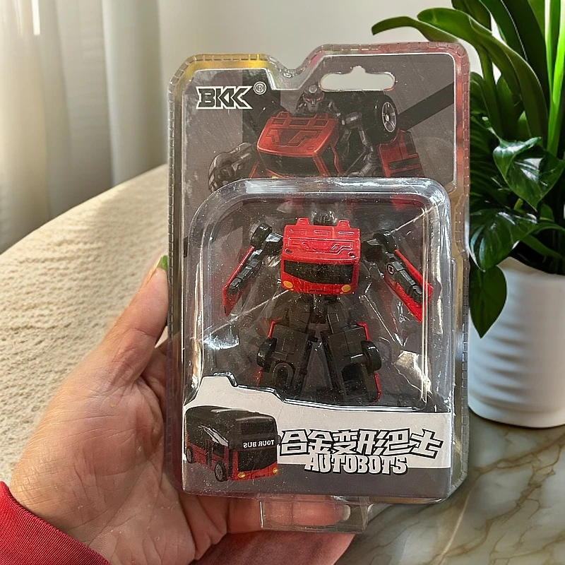 BKK合金变形玩具发一个.以直播间为准
