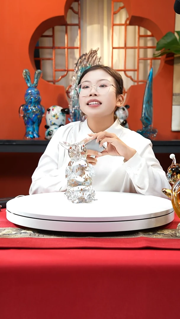 手工艺品琉璃透色小兔子
