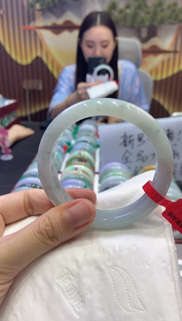 未镶嵌手镯翡翠00008308