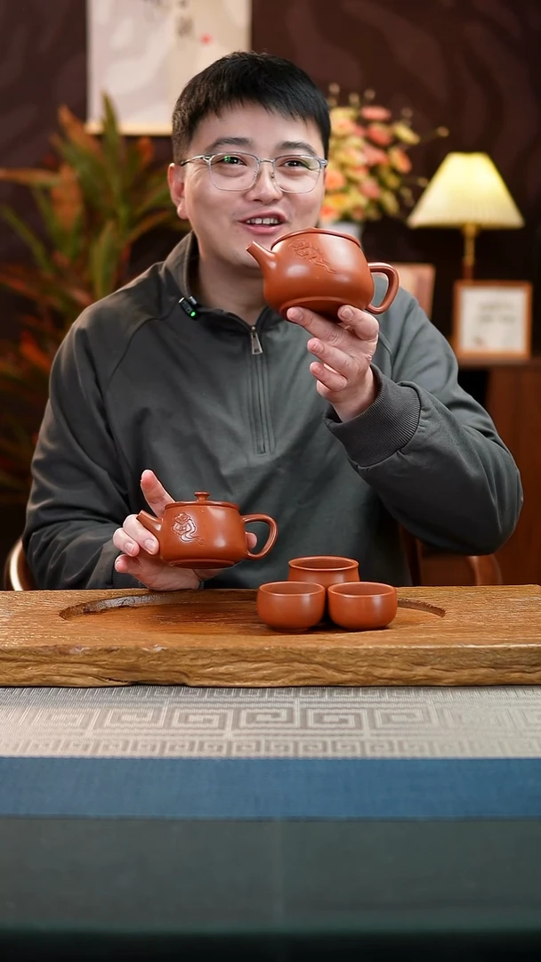 无*200复烧祥云汉瓦1个，单壶。