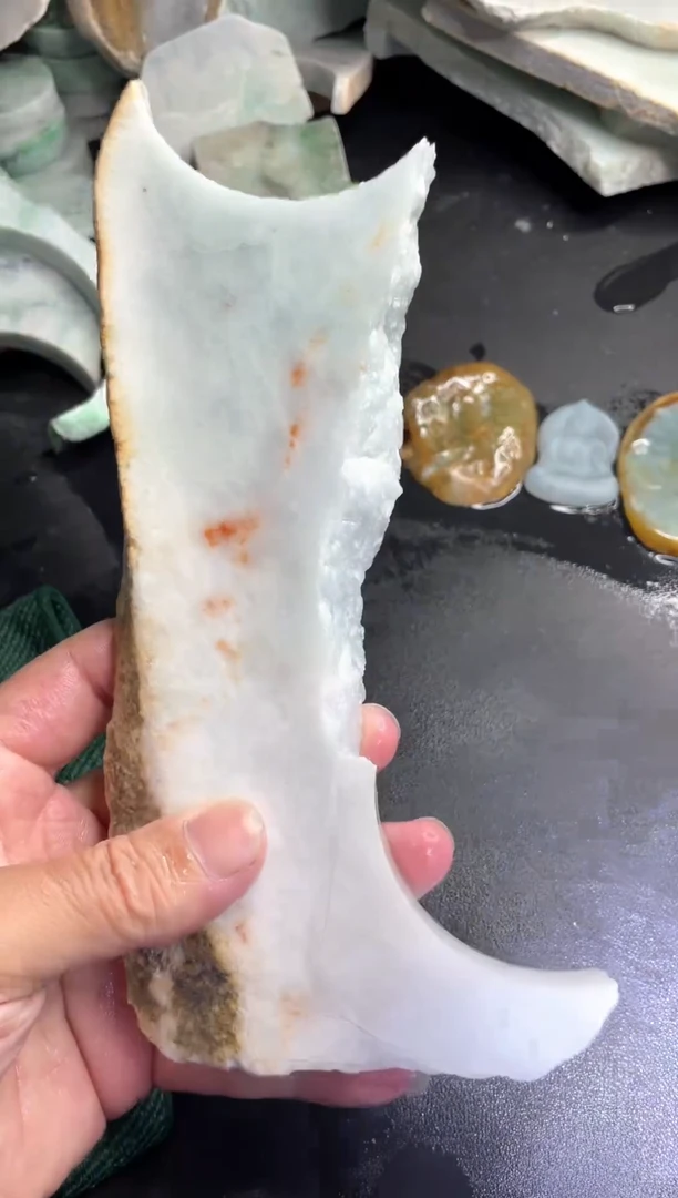 翡翠未镶嵌颈饰天然缅甸翡翠78