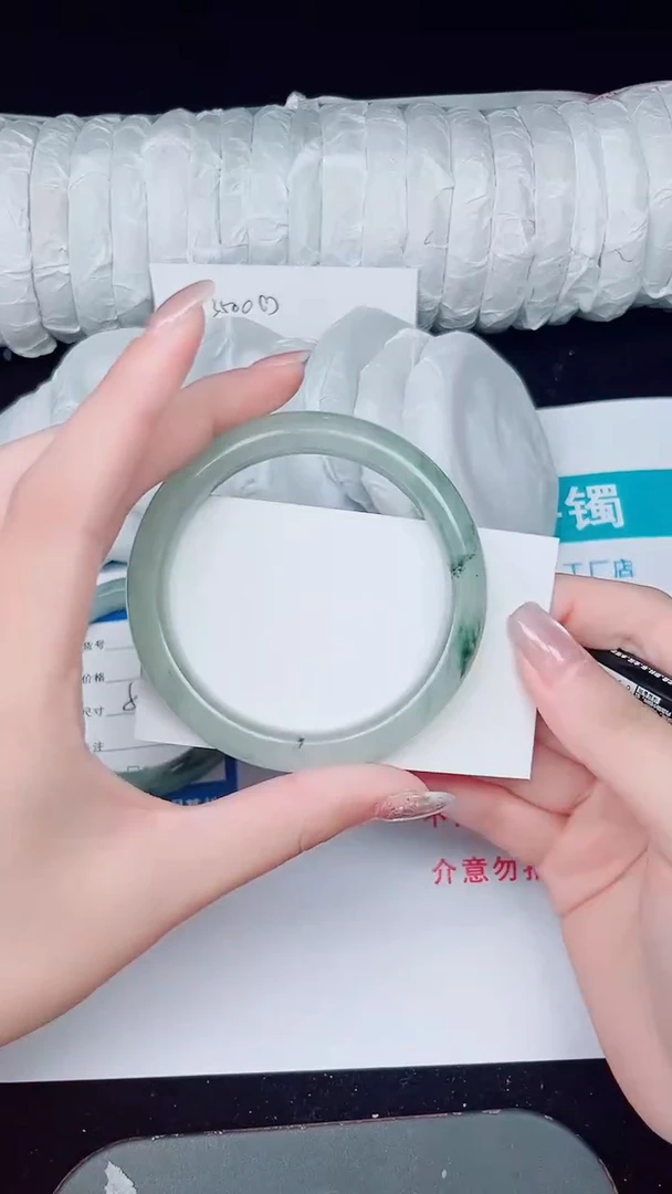 未镶嵌手镯石英质玉156-58/59