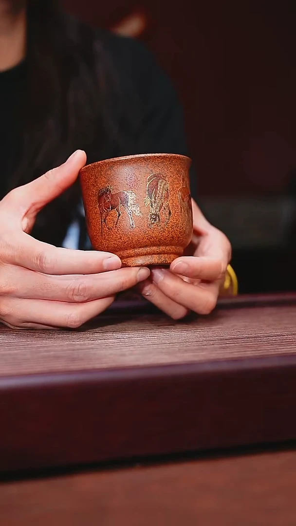 宜兴原矿紫砂  笔架主人