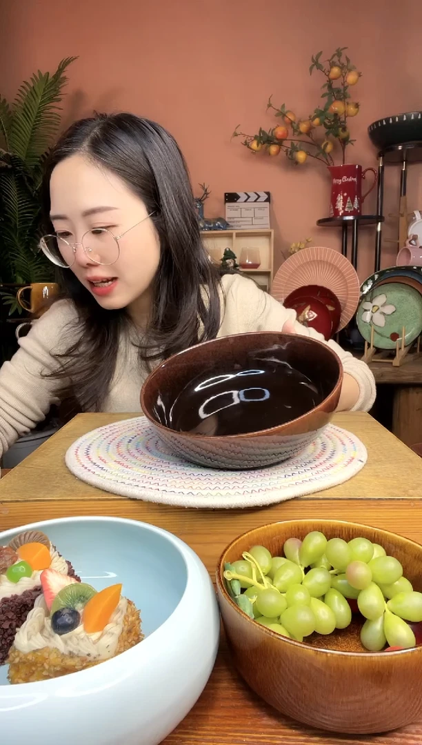 陶瓷8英寸渐变色汤碗 微瑕疵