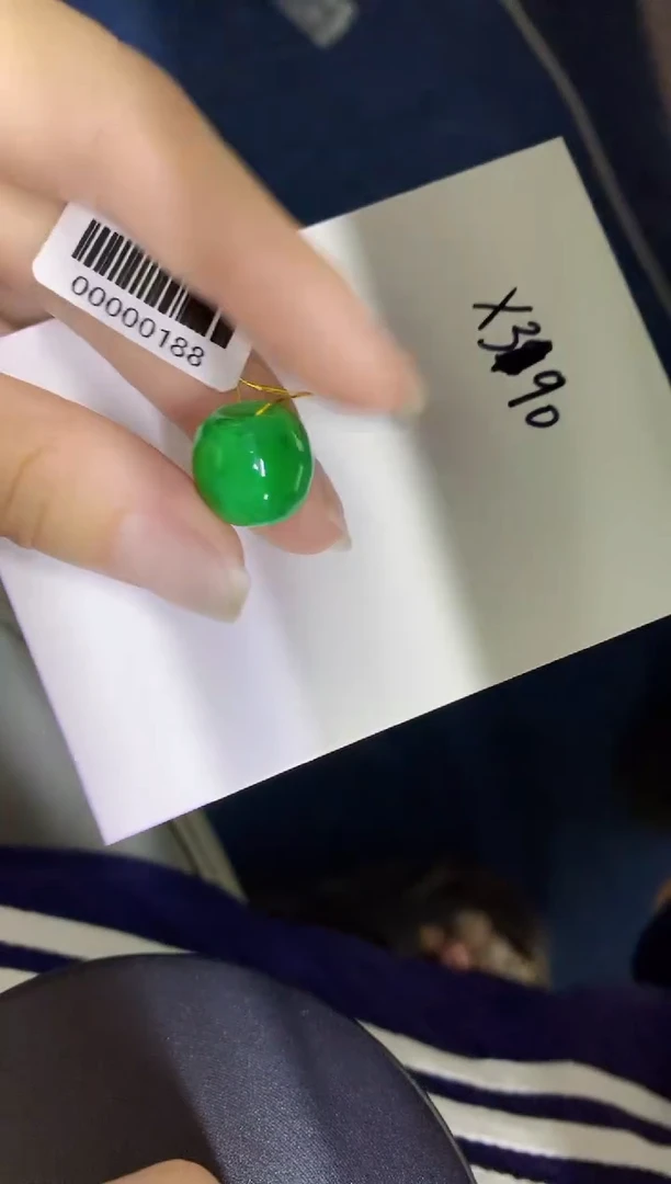 颈饰未镶嵌翡翠缅甸天然翡翠A货